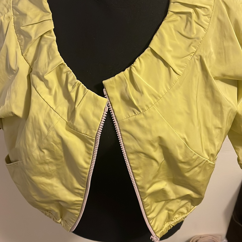 Lida Baday Chartreuse Green Cropped Jacket - Picture 2 of 9